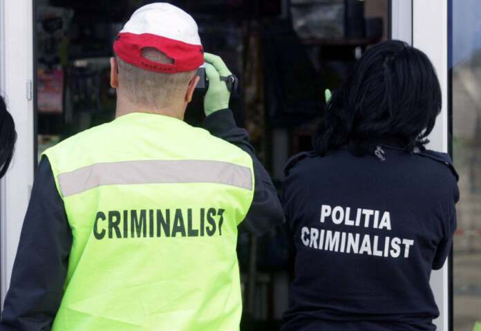 politia-criminalist