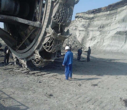 România cere Bruxelles-ului amânarea închiderii unui grup pe cărbune din Oltenia. Gorjul rămâne pilon strategic pentru energia țării România cere Bruxelles-ului amânarea închiderii unui grup pe cărbune din Oltenia. Gorjul rămâne pilon strategic pentru energia țării