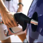 Prețul benzinei și motorinei ar putea crește cu aproximativ 1 leu pe litru din 2028 Prețul benzinei și motorinei ar putea crește cu aproximativ 1 leu pe litru din 2028