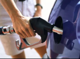 Benzina a explodat peste 8 lei/litru – ȘASE scumpiri în doar o lună Benzina a explodat peste 8 lei/litru – ȘASE scumpiri în doar o lună