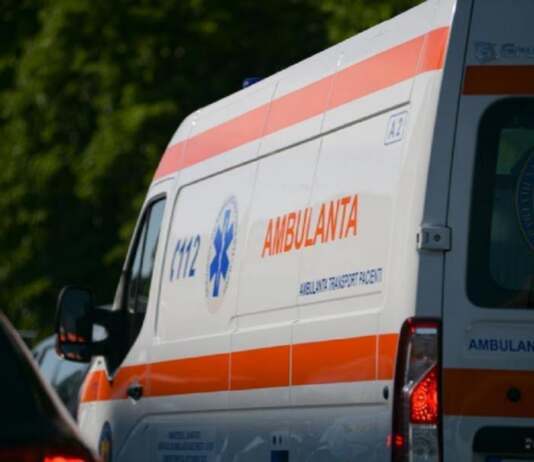 Tragedie fără margini. O fată de 14 ani și-a pus capăt zilelor după ce părinții i-au interzis relația cu iubitul