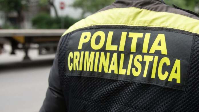 barbat-gasit-mort-in-casa