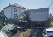 Video. Accident cumplit la Țânțăreni, Gorj. Doi copii grav accidentați