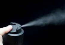 Agent de pază de la Lidl atacat cu un spray lacrimigen Spray lacrimogen