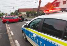 Video. A intrat cu mașina într-un stâlp din Arcani