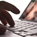 3 persoane cercetate pentru pornografie infantilă și coruperea sexuală a minorilor
