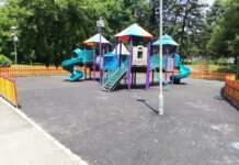 Spațiul de joacă din Parcul Central Tg-Jiu, nefolosit copii. Vezi motivul incredibil
