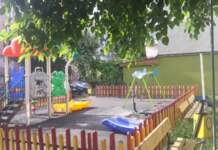 Tg-Jiu: Au uitat să monteze toboganele în spațiul de joacă