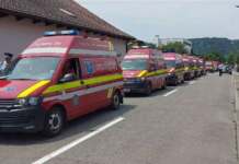 Un alt cămin de bătrâni din Gorj funcționa fără autorizații. O întreagă flotă de ambulanțe a ajuns la fața locului azil targu jiu clandestin