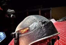 Imagini cu căștile topite ale pompierilor care au intervenit la Crevedia casca pompier topita