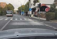 Stradă din Tg-Jiu proaspăt asfaltată, spartă. Explicația primarului
