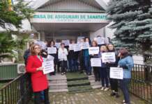 Protestul angajaților CNAS continuă. Program scurt la ghișee doar pentru urgențe