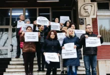 Continuă acțiunile de protest ale salariaților Direcției de Statistică protest statistică gorj