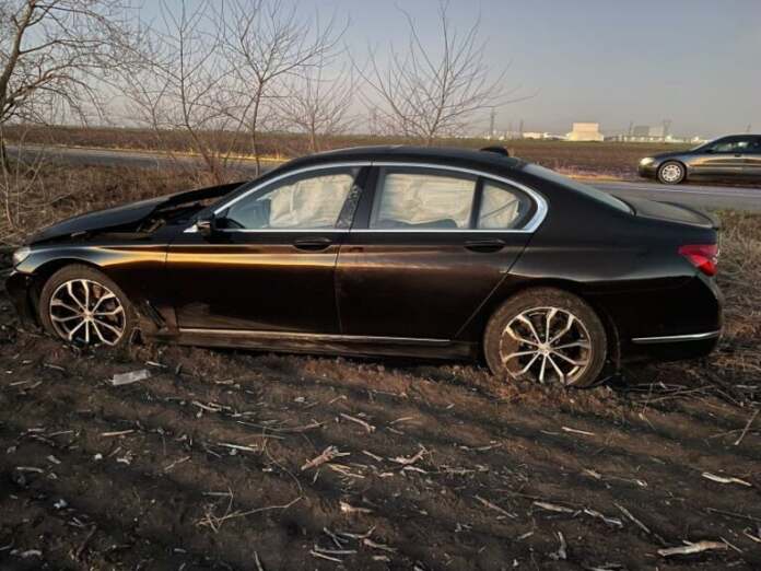 masina-furata-768x576 mașină furată și abandonată