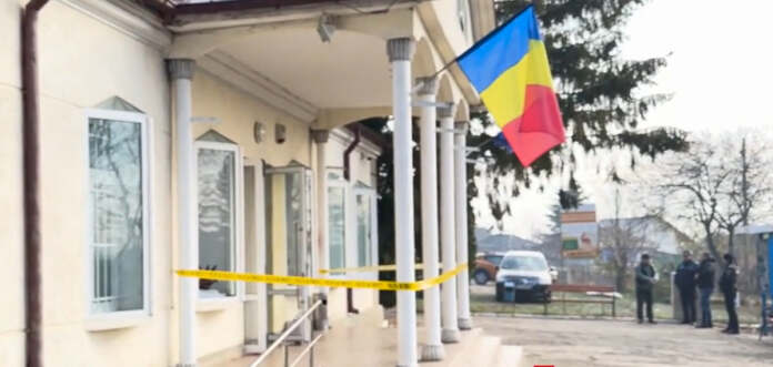 primarie injunghiere femeie înjunghiată la primărie