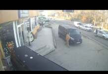 Video: Călcat intenționat de șoferul unui BMW și târât 10 metri pe trotuar