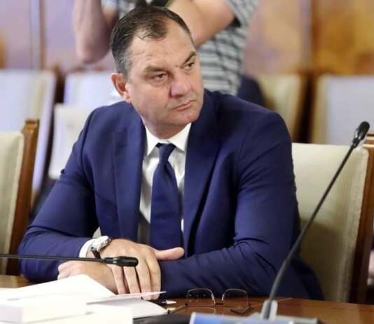 Cutremur pe scena politică: Andrei Maioreanu a anunțat că demisionează și se alătură AUR. Cutremur pe scena politică: Andrei Maioreanu a anunțat că demisionează și se alătură AUR.