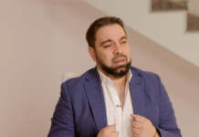 Manelistul Florin Salam a fost dus cu mandat la audieri. Este acuzat de înșelăciune
