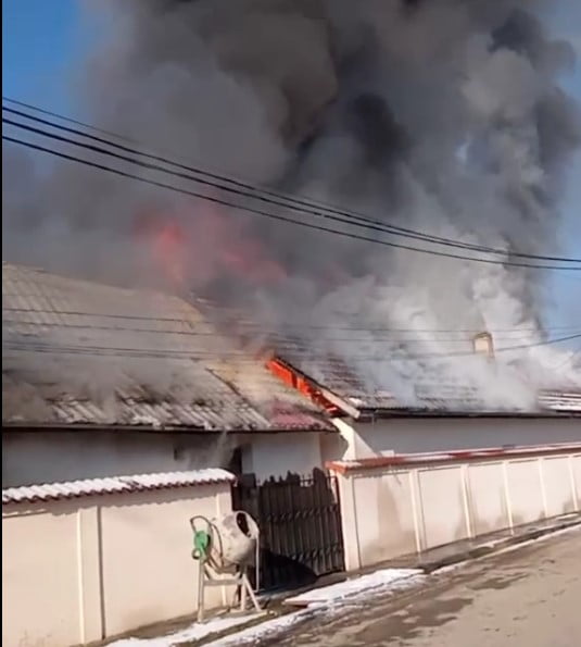 incendiu casa tuburea incendiu casa turburea, Gorj
