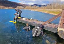 Acțiune de căutare subacvatică și orientare sub gheață a scafandrilor gorjeni
