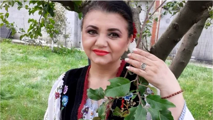 artista VICTORIȚA CICĂ VICTORIȚA CICĂ
