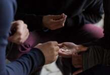 Trei din 10 copii știu pe cineva care a consumat substanțe psihoactive / droguri, aproape unu din doi adolescenți a fumat/vapat în ultima săptămână