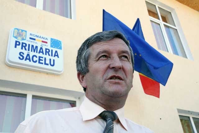 ion-voica