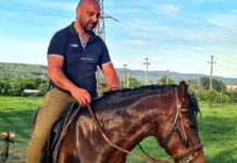 Un ardelean întors din Spania înființează primul centru de echitație din județul Gorj