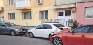 Beat criță și fără carnet, a făcut șapte praf