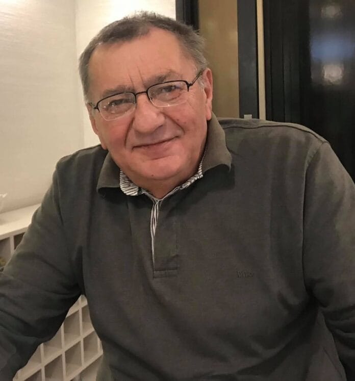 profesorul Mircea Stoichițoiu