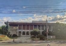 Casa de Cultură a Sindicatelor din Târgu Jiu, abandonată în ruină după 7 ani de promisiuni deșarte Casa de Cultură a Sindicatelor din Târgu Jiu, abandonată în ruină