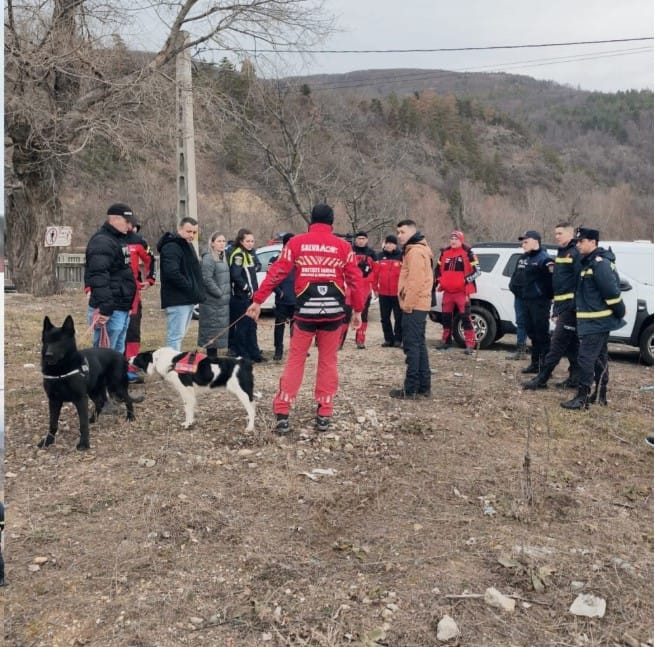batrana cautata Bătrână de 93 de ani, dispărută din Bumbești-Jiu, găsită moartă într-o râpă
