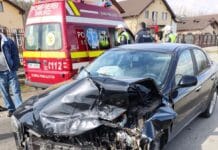 Foto: Accident rutier la Bârsești: două persoane au fost rănite Accident rutier la Bârsești