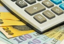 Reprezentanții primăriilor din Gorj încep să colecteze taxe în baruri și magazine pentru a stimula plata acestora Reprezentanții primăriilor din Gorj încep să colecteze taxe în baruri și magazine