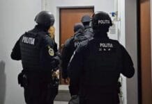 Percheziții la cabinete medicale și domicilii în Târgu Jiu