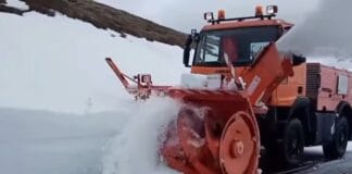 Deszăpezire pe Transalpina