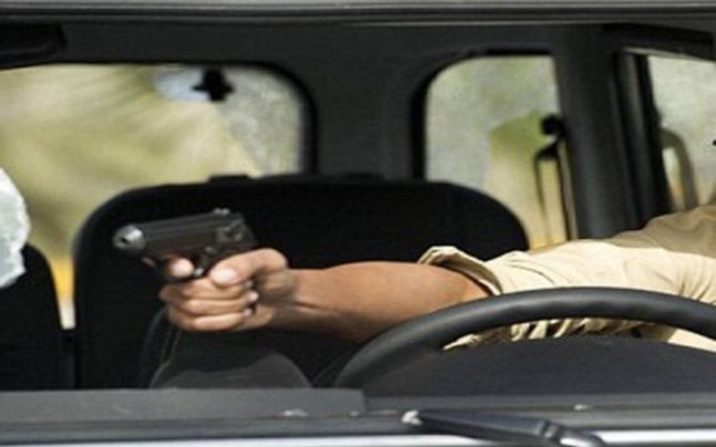 pistol_41243500 Incident cu pistol tip airsoft în urma unei șicanări în trafic, la Târgu Jiu