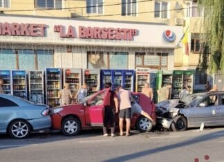 Accident rutier la Bârsești: Șofer băut, cu permisul suspendat