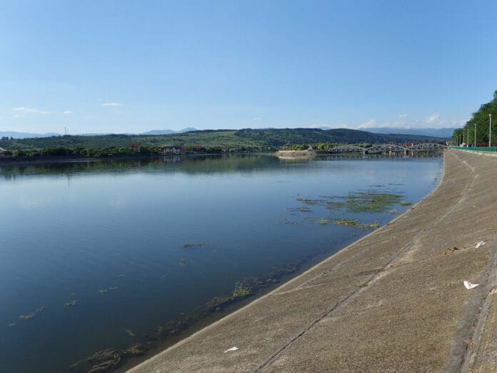 OLYMPUS DIGITAL CAMERA BREAKING NEWS | Intervenție de urgență pe râul Jiu!