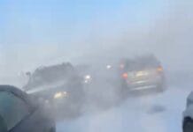 Video: Viscol puternic pe DN 67-C, în zona Rânca: accesul dinspre Novaci a fost blocat Viscol puternic pe DN 67-C, în zona Rânca