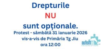 Părinții copiilor cu nevoi speciale protestează în fața Primăriei Târgu Jiu