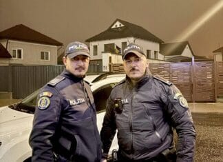 Ei sunt cei doi polițiști din Târgu Jiu care au salvat o femeie din râul Jiu