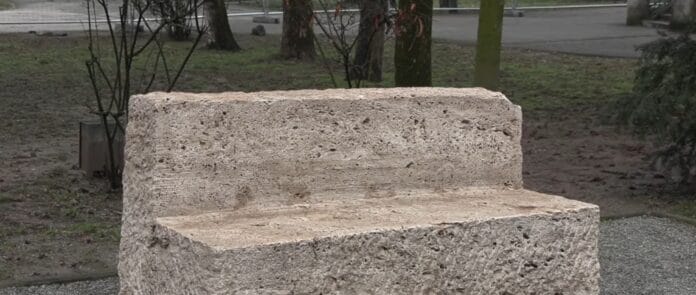 O operă a lui Brâncuși, în pericol: Poliția a deschis dosar penal după ce o bucată din Ansamblul UNESCO s-a desprins