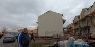 Video: Jurnalist de investigații, amenințat și agresat în timpul documentării unui șantier cu fonduri europene, la Târgu Jiu Jurnalist de investigații, amenințat și agresat în timpul documentării unui șantier cu fonduri europene, la Târgu Jiu