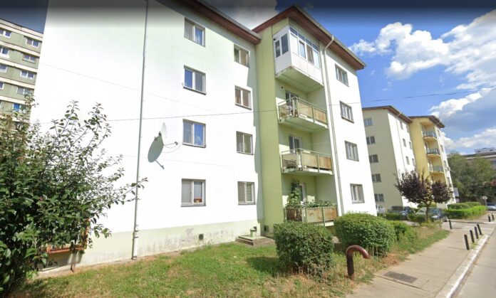 Locuințe sociale din Tg-Jiu ocupate de „bogați” din primărie, în timp ce familiile nevoiașe stau pe listele de așteptare