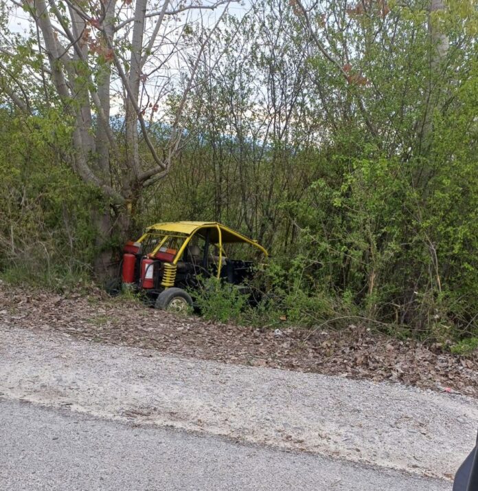 Accident grav la Lelești: doi tineri răniți după ce s-au răsturnat cu un buggy. O fată de 18 ani, salvată de două ori de la moarte
