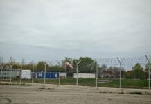 Heliportul din Târgu Jiu, simbol al neputinței: investiție blocată de peste un deceniu, transformată în panou pentru firme funerare Heliportul din Târgu Jiu, simbol al neputinței: investiție blocată de peste un deceniu, transformată în panou pentru firme funerare