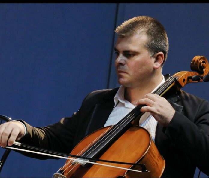 Moarte misterioasă în Târgu Jiu: profesor de la Liceul de Arte, găsit fără viață lângă bicicletă