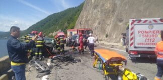 Accident grav pe DN6, la Orșova! Trafic blocat complet după un impact violent cu victime grav rănite Accident grav pe DN6, la Orșova! Trafic blocat complet după un impact violent cu victime grav rănite