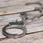 Bărbat de 61 de ani reținut după un episod violent în familie! Și-a lovit soția cu un obiect contondent Bărbat de 61 de ani reținut după un episod violent în familie! Și-a lovit soția cu un obiect contondent